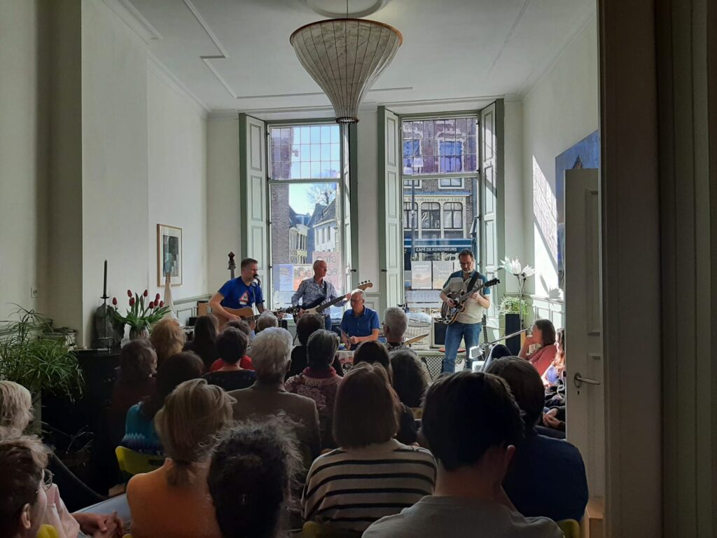 b8f7b2e7-cb54-44cb-a4ae-7e2dbb789da3